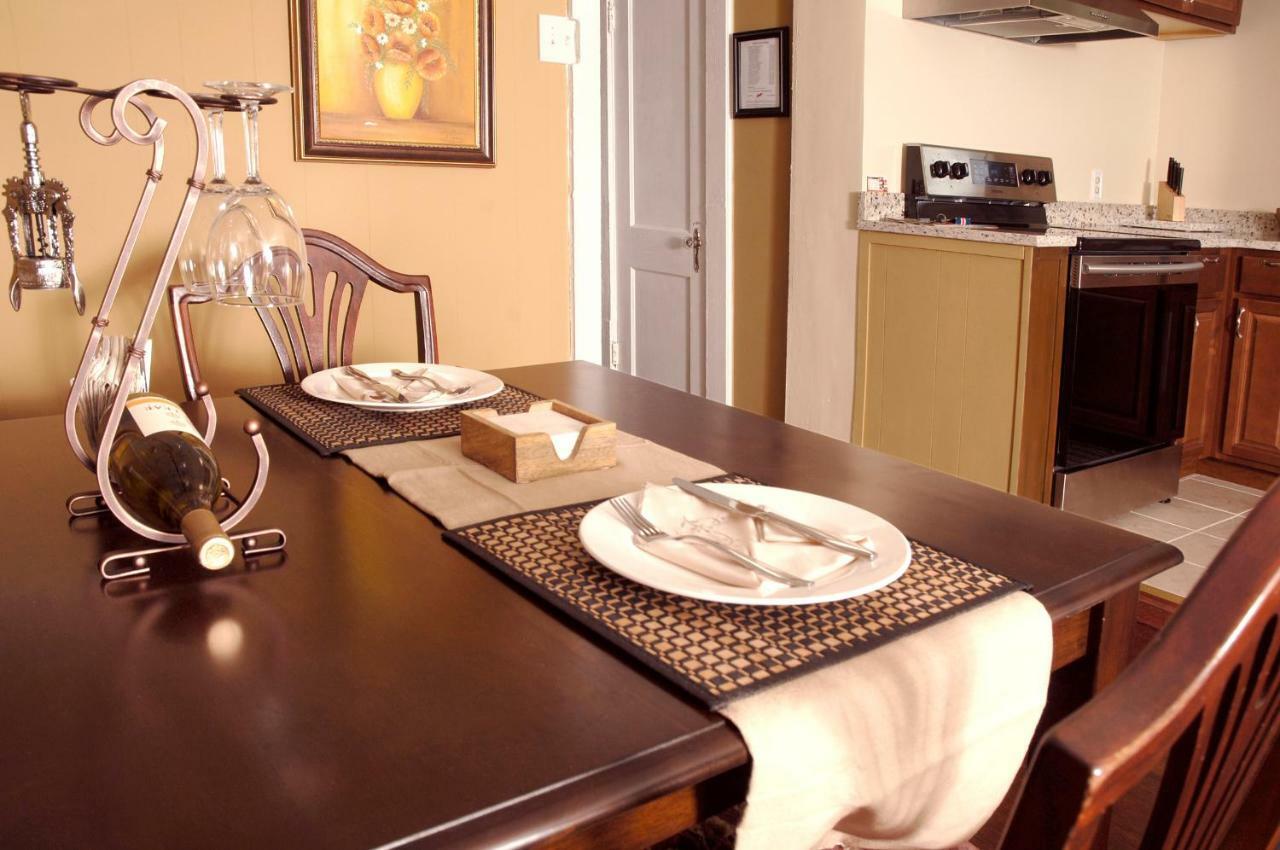 Victorian Luxury One Bedroom Apartment Сент-Огастин Экстерьер фото